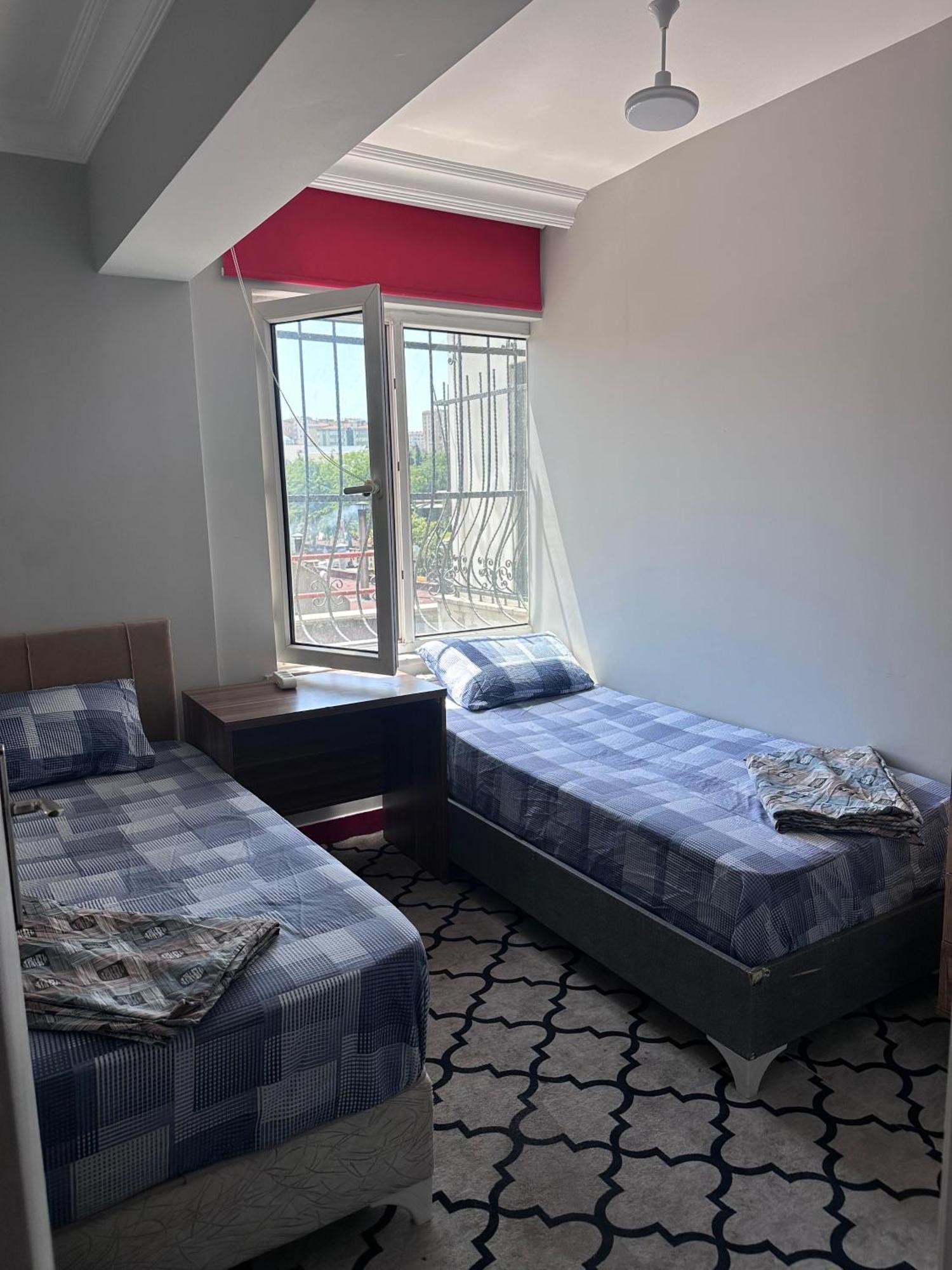 Transit Hotel Истанбул Стая снимка