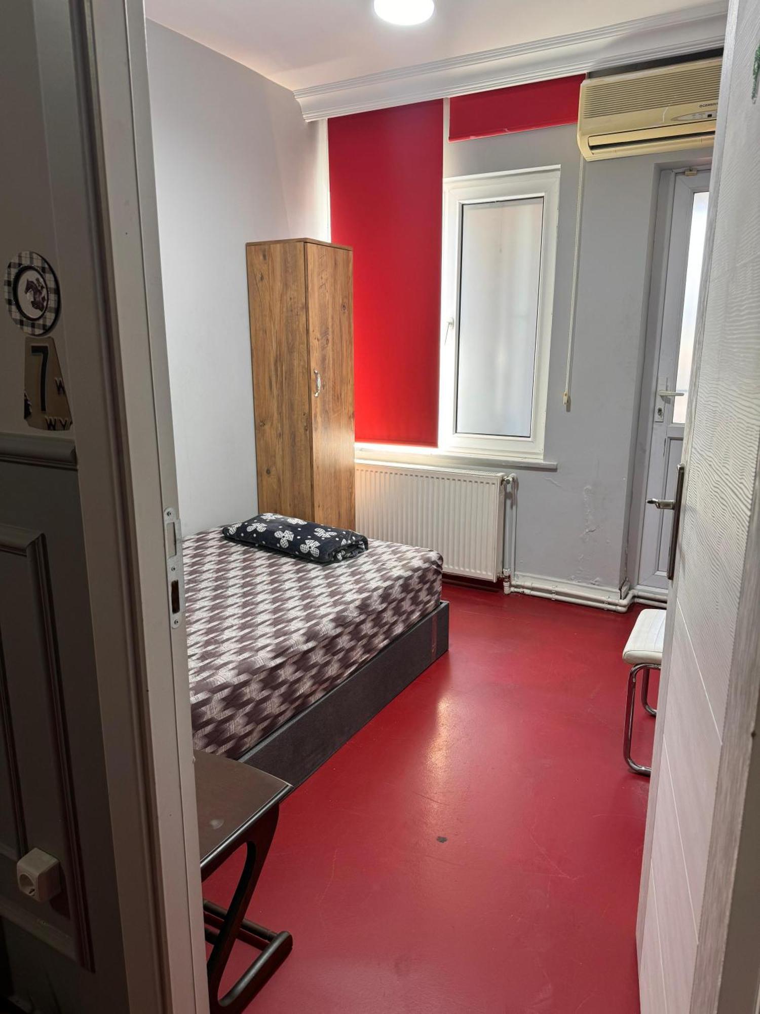 Transit Hotel Истанбул Екстериор снимка